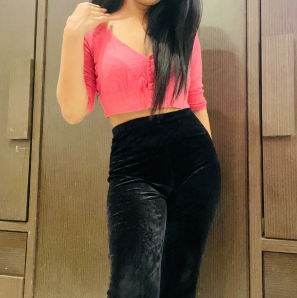 Pink crop top - Picture 2 of 4